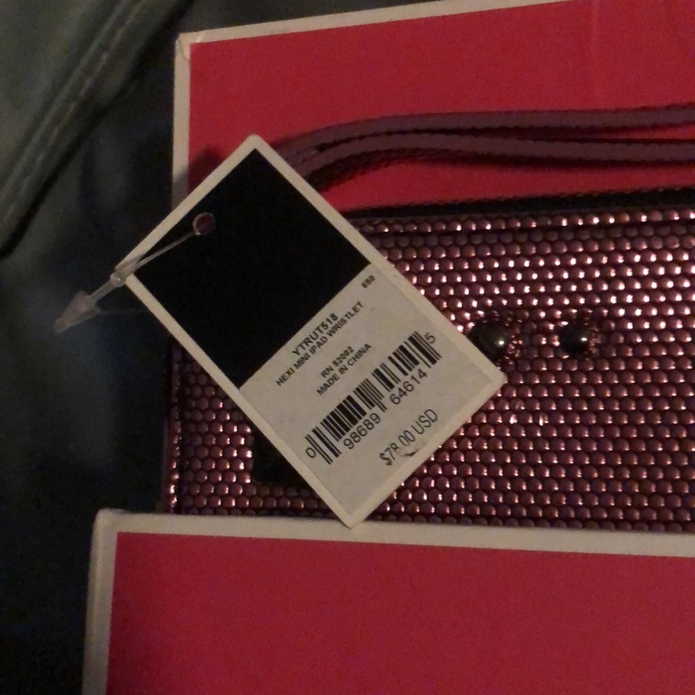 iPad case - Picture 2 of 4